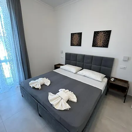 Ania La Spezia