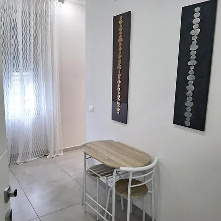 Pensión Ania 3*